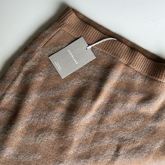 🚫 SOLD NWT Everlane Alpaca Tiger Skirt - Picture 5 of 5